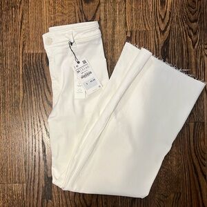 Zara wide leg white jeans would fit a 0.